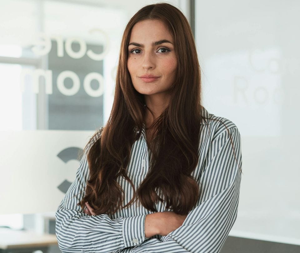     ¿Qué frecuencia tienen?