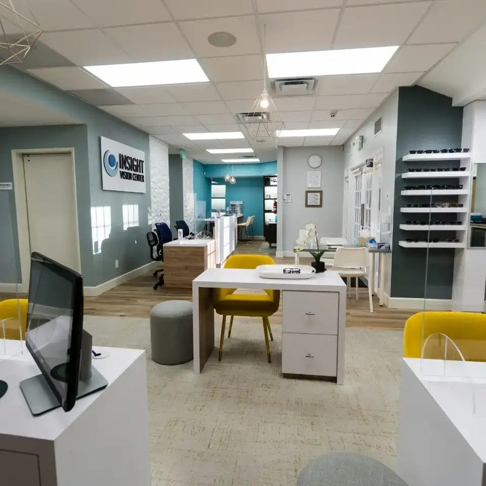 Schedule Your Eyeglass Fitting in Costa Mesa